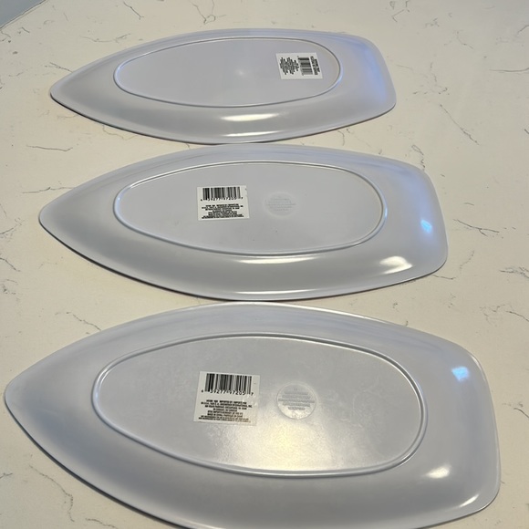 NWT set of plastic surfboard serving platters - set of 3 - Picture 2 of 4